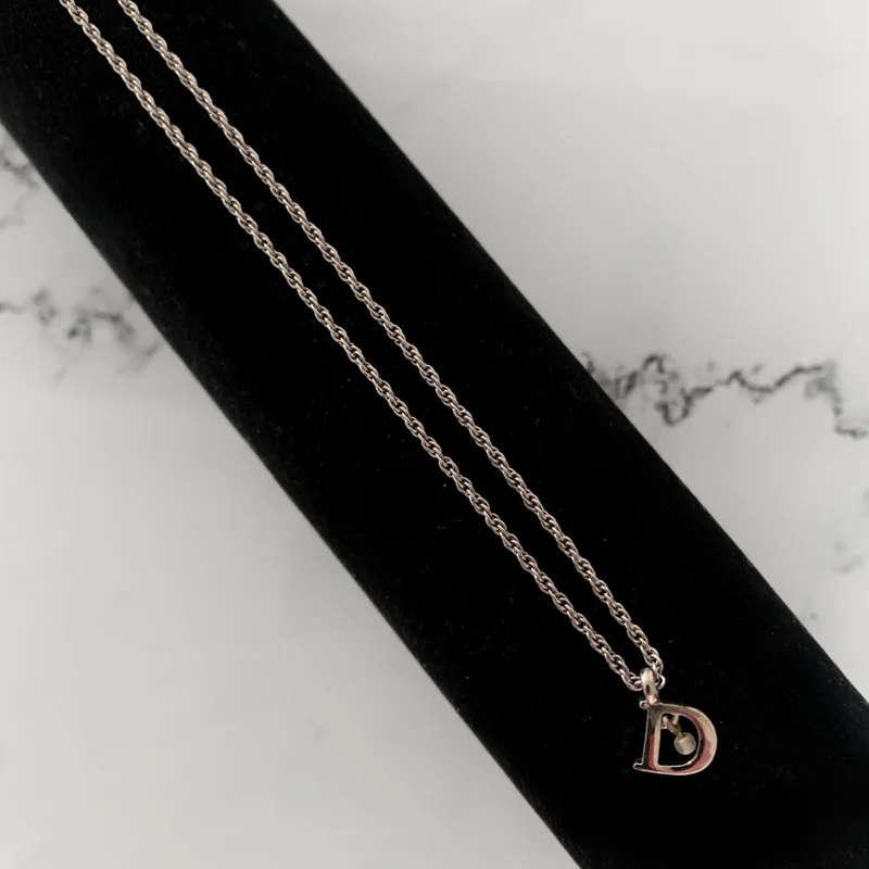 Dior Halskette aus silbernem Metall