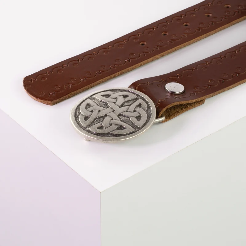 Ledergürtel 4cm mit Schnalle Gordischer Knoten rund silber