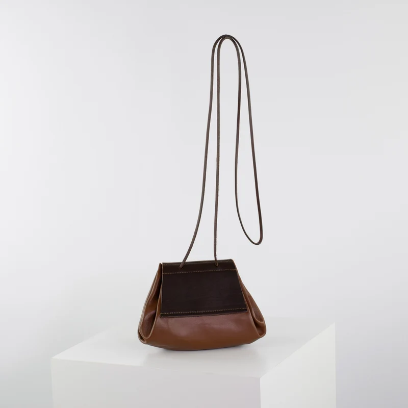 Hand- & Gürteltasche M