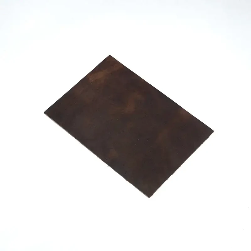 Horween® Derby Lederzuschnitt Panel 1,6–2,4 mm – Vorbestellung ab 22,99 € | Lieferung in KW 44