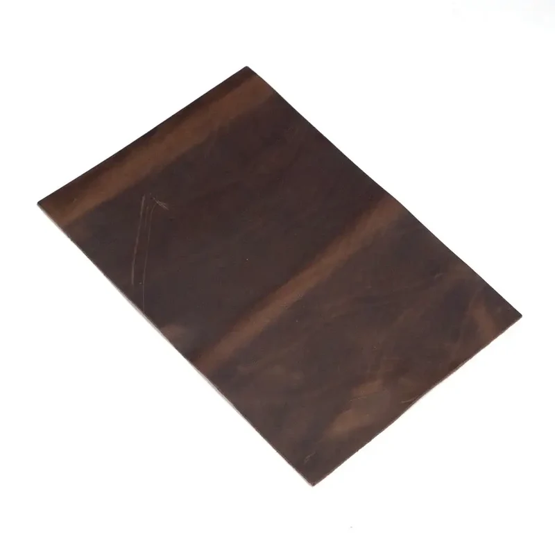 Horween® Chromexcel Lederzuschnitt Panel – 1,6–2,4 mm – Vorbestellung ab 22,99 € | Lieferung in KW 44