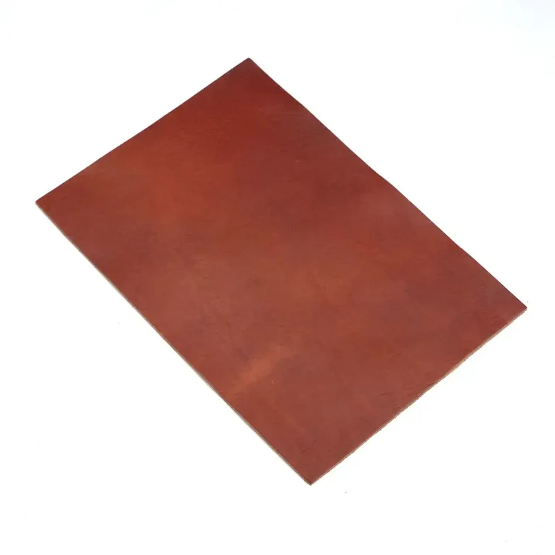 Horween® Dublin Lederzuschnitt Panel – 1,6–2,4 mm – Vorbestellung ab 22,99 € | Lieferung in KW 44