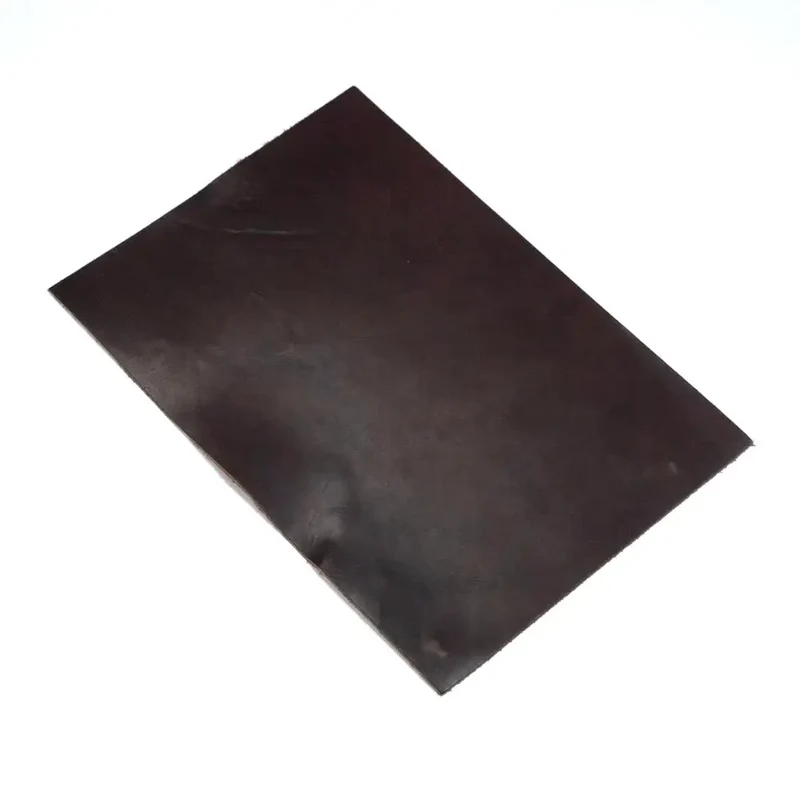 Horween® Dublin Lederzuschnitt Panel – 1,6–2,4 mm – Vorbestellung ab 22,99 € | Lieferung in KW 44