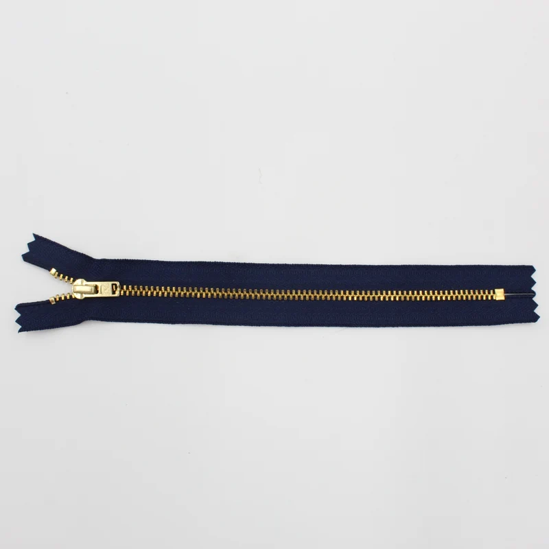 YKK YZiP® Metallreißverschluss 20 cm