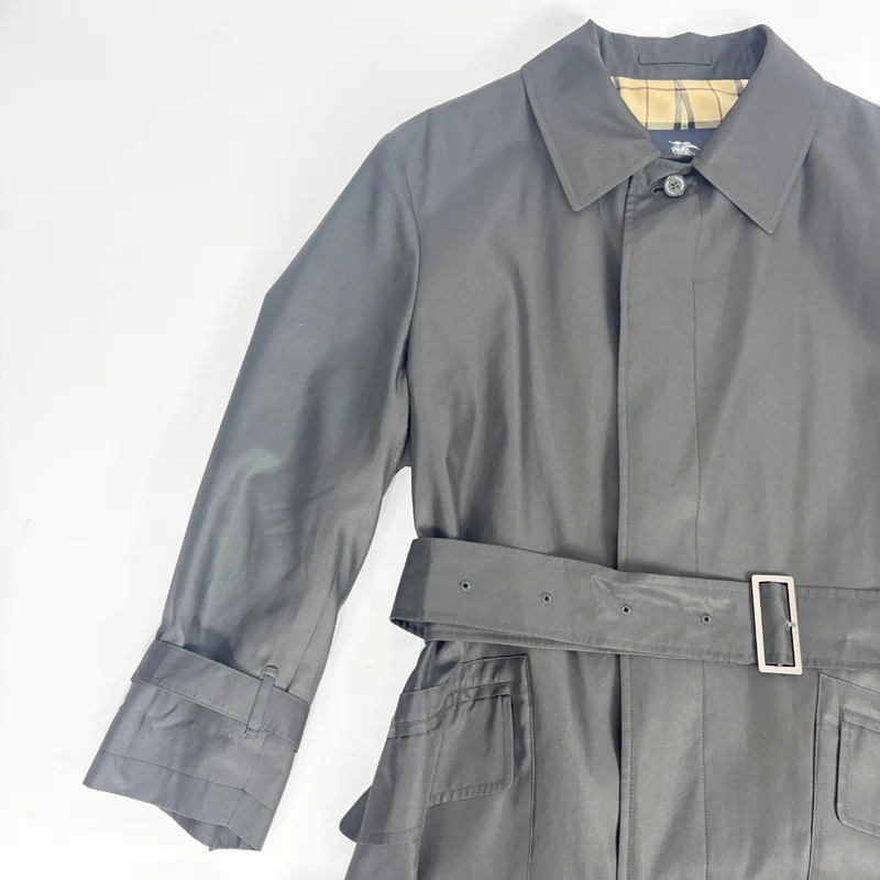 Burberry Schwarzer Trenchcoat