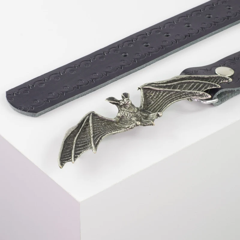 Ledergürtel 4cm mit Schnalle Fledermaus