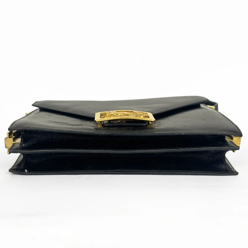 Celine Schwarze Schultertasche aus Leder