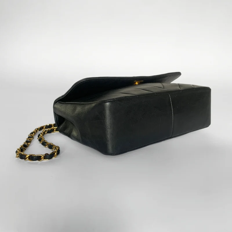 Chanel Coco Henkeltasche Chevron Lammleder