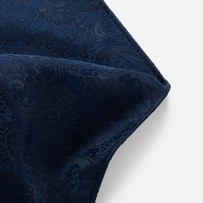 TITIAN navy paisley – Herren-Einstecktuch im Paisley-Dessin