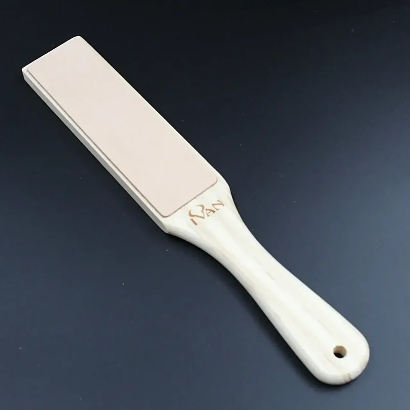 Leder-Streichriemen mit Holzgriff – Ivan Leathercraft