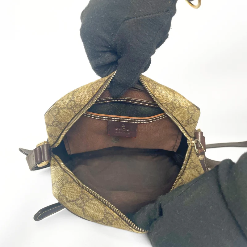 Gucci Umhängetasche mit Monogramm-Leinwand