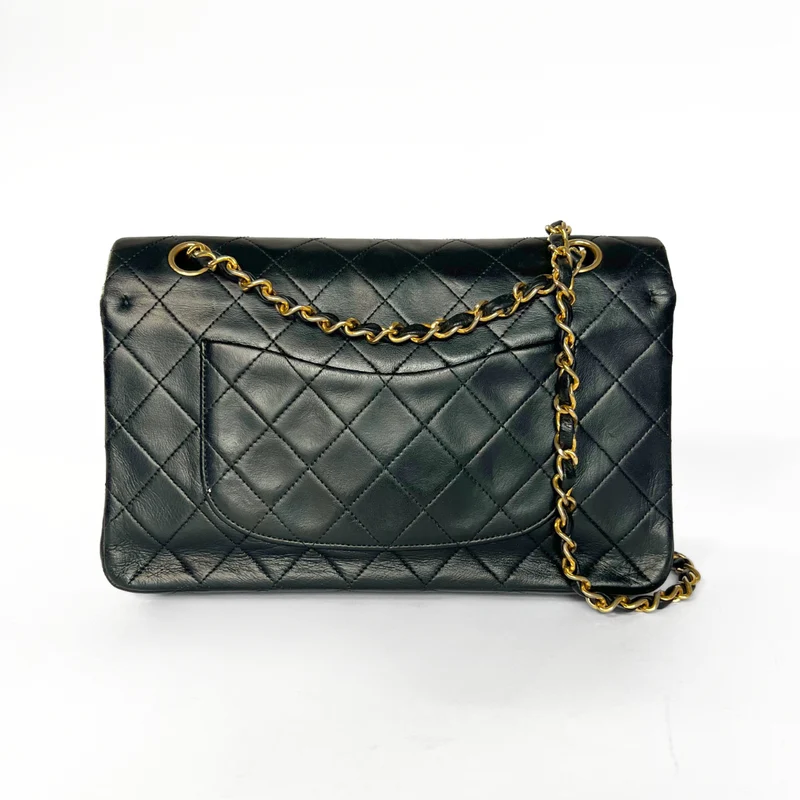 Chanel Classic Flap Bag Kleines Lammfellleder