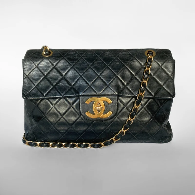 Chanel Classic Flap Bag Maxi Lammleder