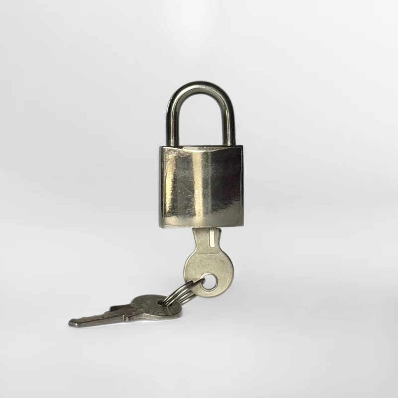 Fendi Schloss mit Schlüssel Silber Metall