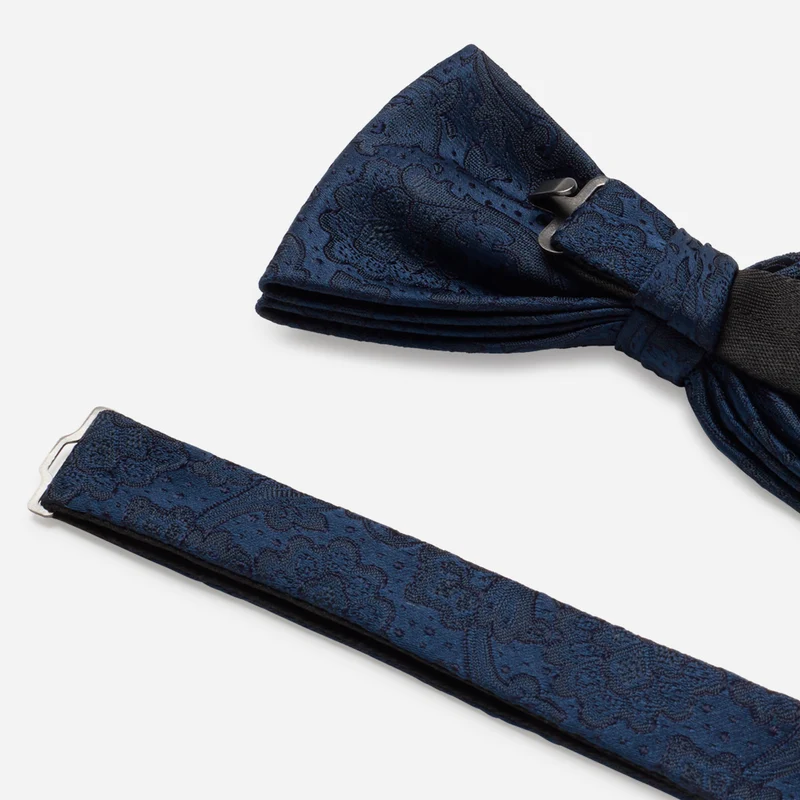 FIORENZO navy paisley – Fliege aus Viskose im Paisley-Dessin