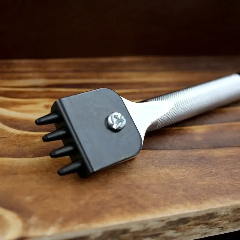 Professionelles 4-in-1 Reihenlocheisen für Leder
