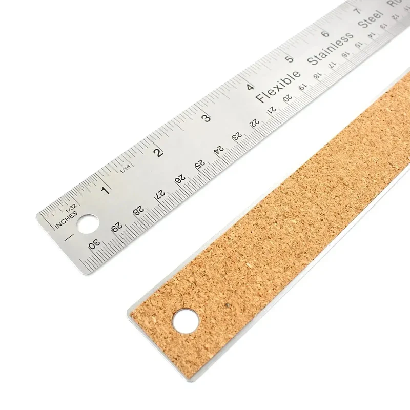 Ivan Leathercraft Metall-Lineal 30 cm von | Edelstahl mit Korkrückseite