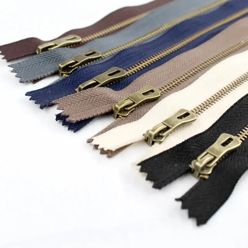Reißverschluss 20 cm (3 mm) | Antik-Bronze 6 Farben
