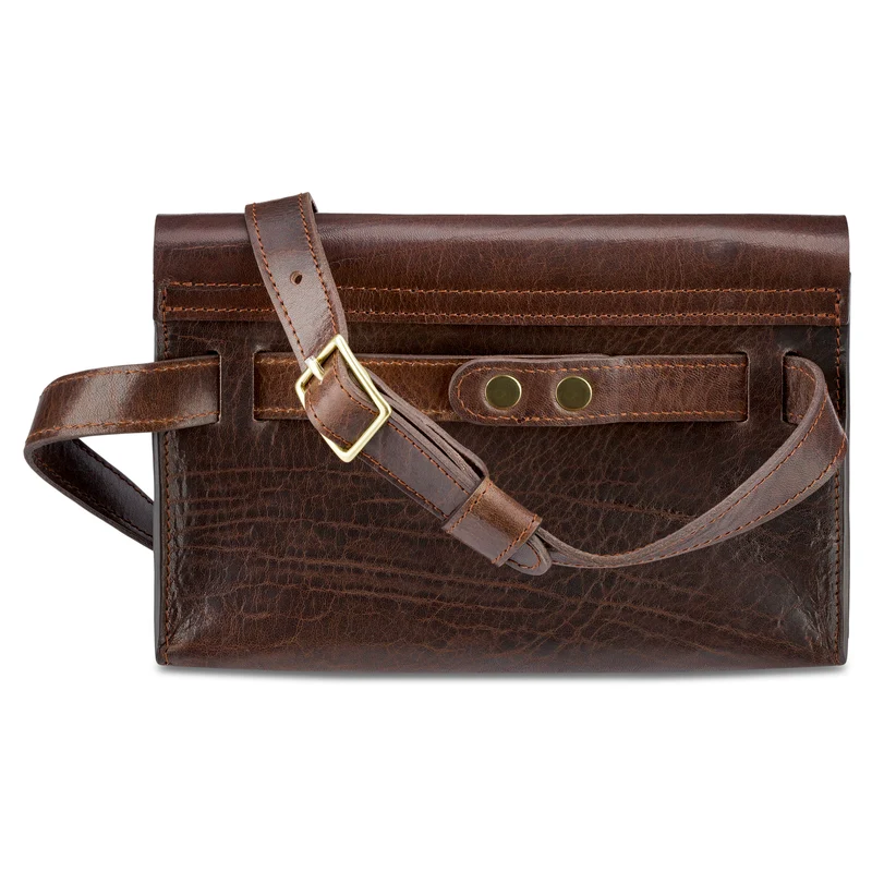 Moderne Crossbody Ledertasche „EMMA“ in Braun – Handgefertigte Unikate aus eigener Ledermanufaktur