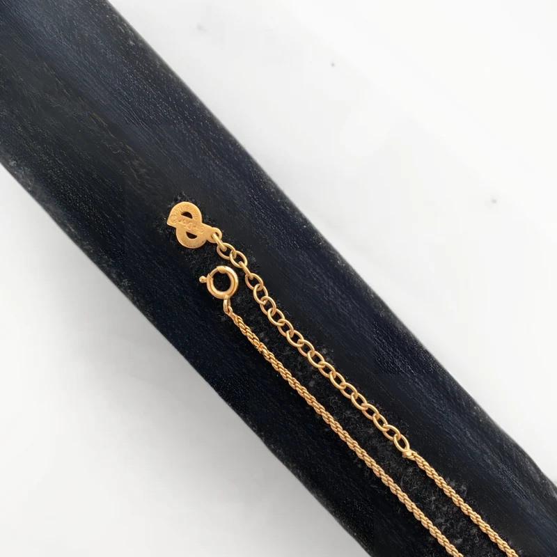 Dior CD Halskette Goldfarbenes Metall