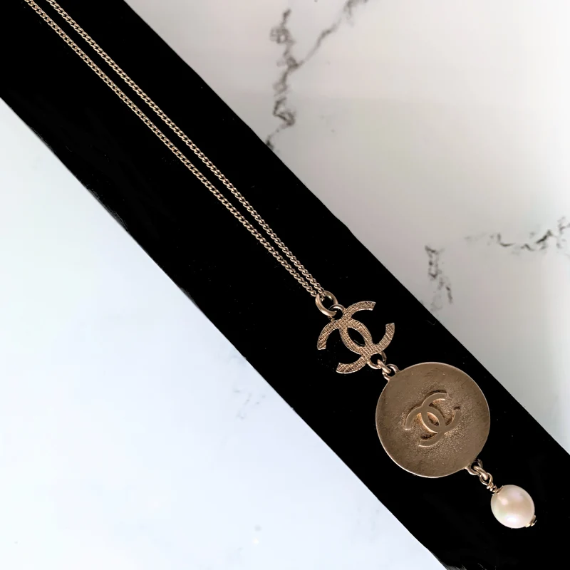Chanel Perlenkette vergoldet