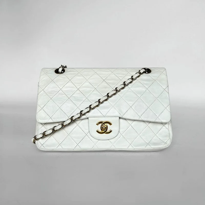 Chanel Classic Flap Bag Mittleres Lammleder