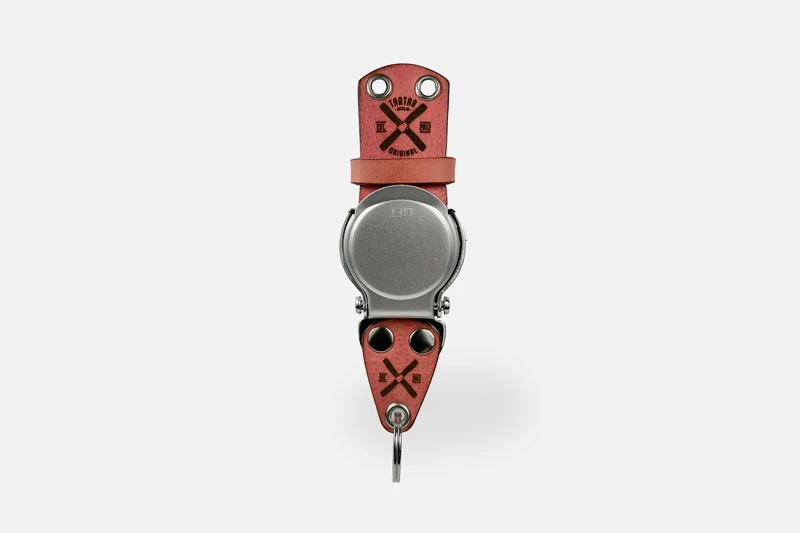 SCHLÜSSELHALTER/RUND (WAND) - PINK/SILBER