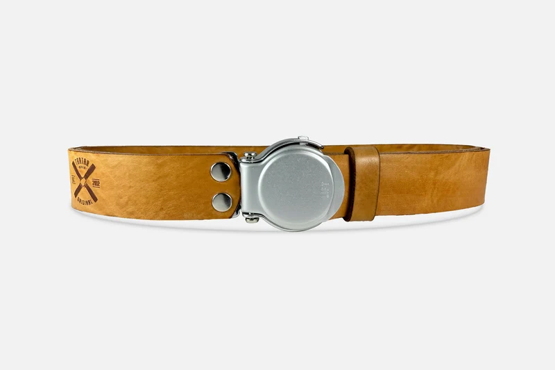 GÜRTEL RUNDSCHNALLE COGNAC LIGHT/SILBER