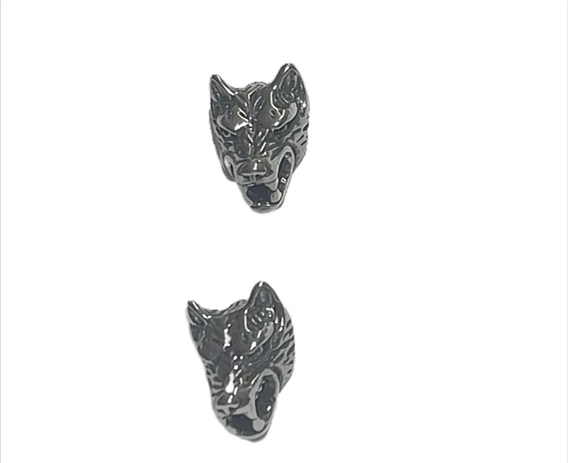 Fenrisblick Ohrstecker Wolfskopf aus Edelstahl detailreich – ca. 8 × 13 × 10 mm