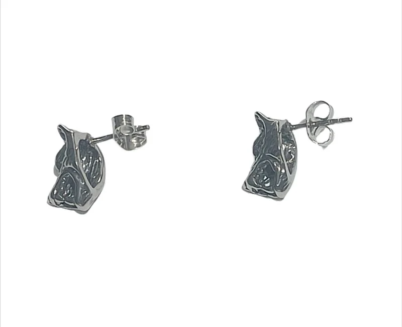 Fenrisblick Ohrstecker Wolfskopf aus Edelstahl detailreich – ca. 8 × 13 × 10 mm