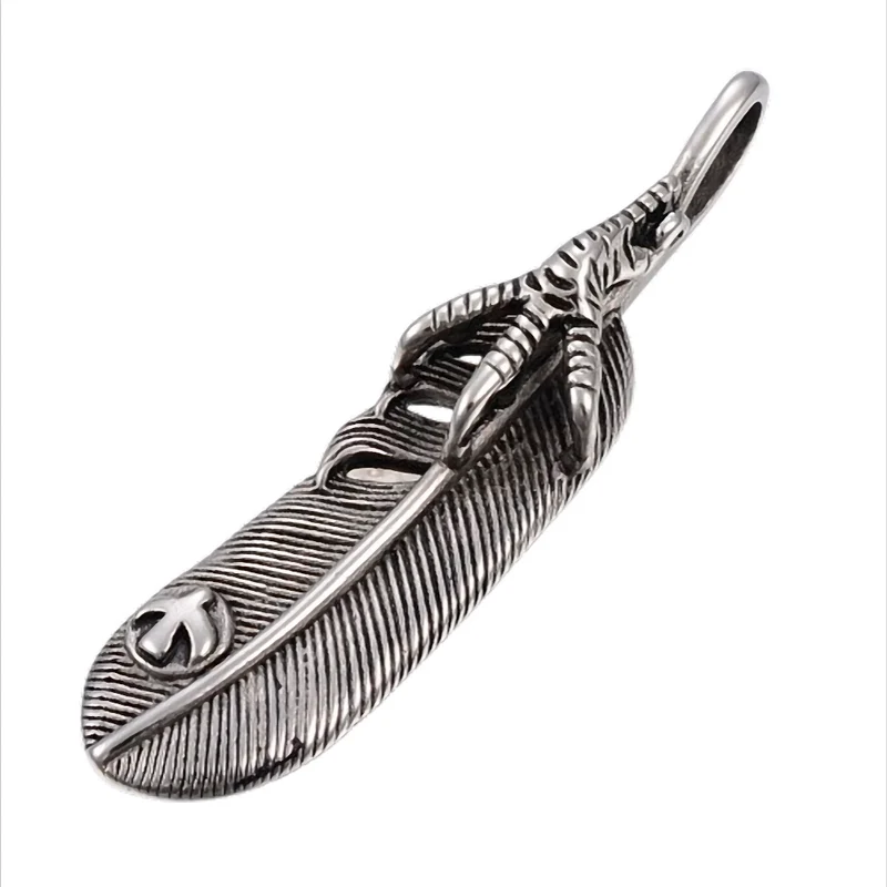 Rabenfeder der Stürme - Edelstahl Kettenanhänger – 6,8 x 1,7 cm