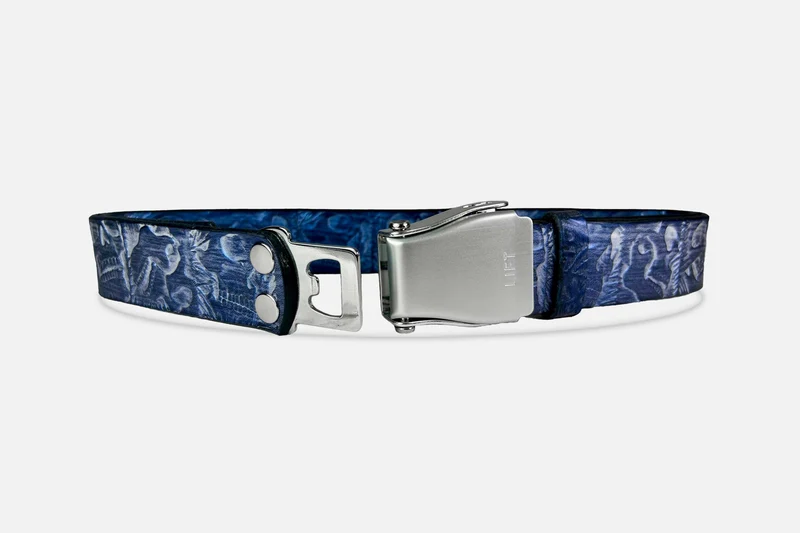 TOTENKOPF-GÜRTEL BLAU SCHIMMERND/SILBER