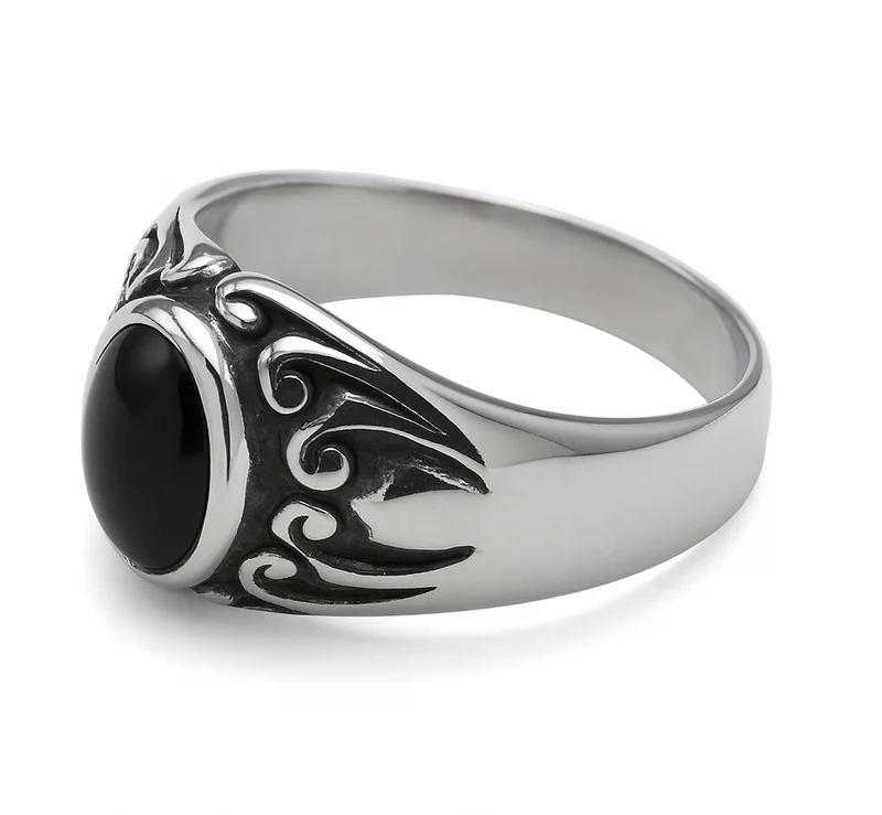 Edelstahlring „Shadow Flame“ mit schwarzem Stein