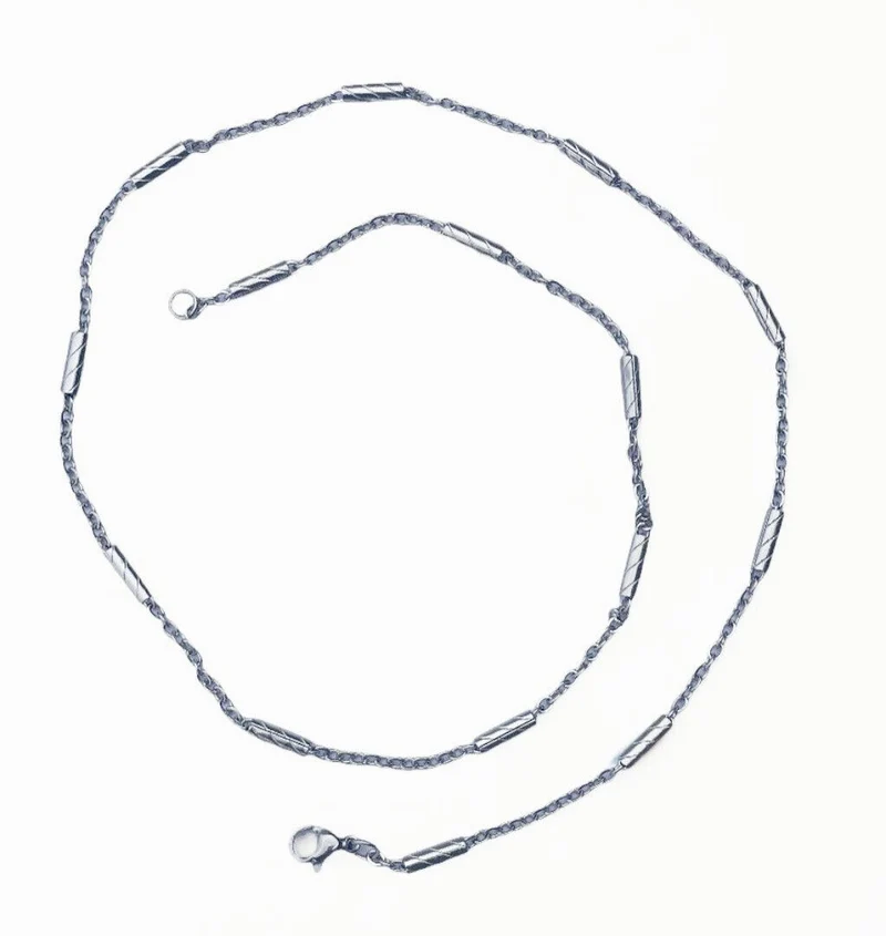 Stilvolle Damen Kette aus Edelstahl mit gemusterten Walzen