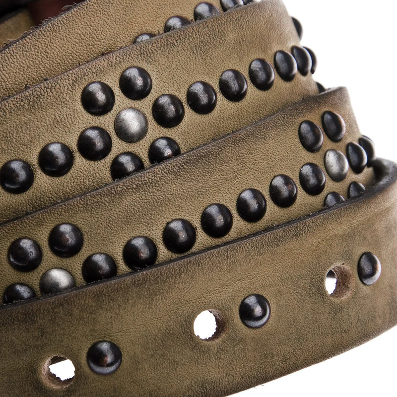 b, belt Gürtel mit Nieten in Taupe