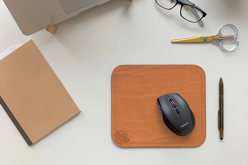 COGNAC LIGHT PAD
