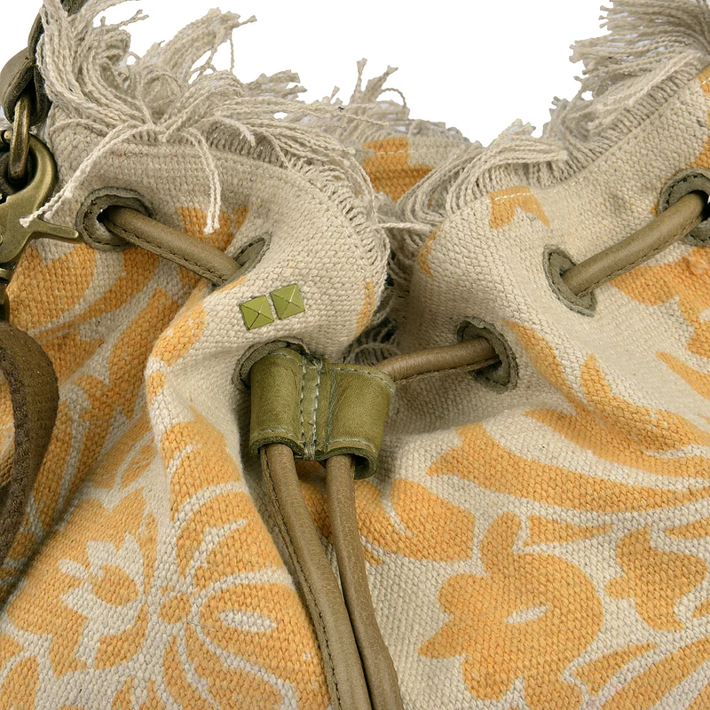 DESIDERIUS Bucket Bag Loona in Gelb/Beige