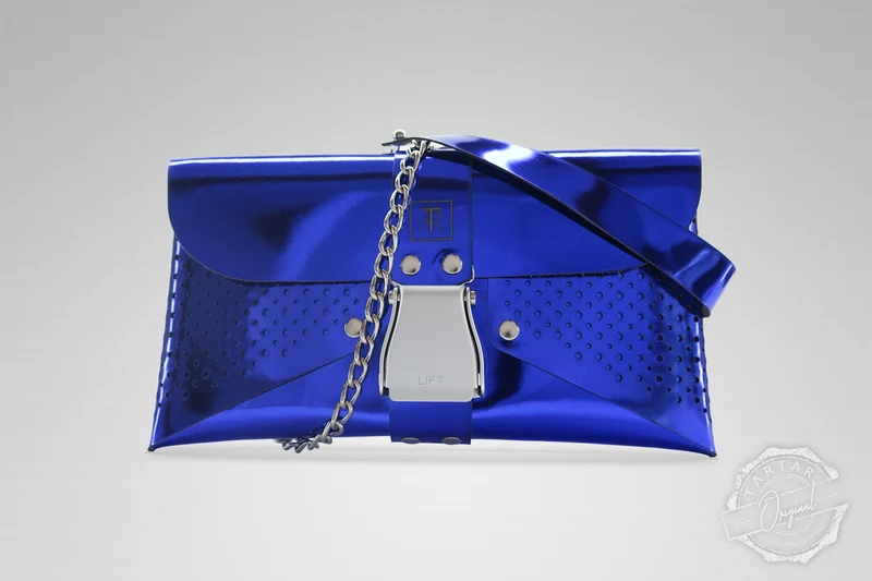 HANDTASCHE MIRROR ROYALBLUE/SILBER