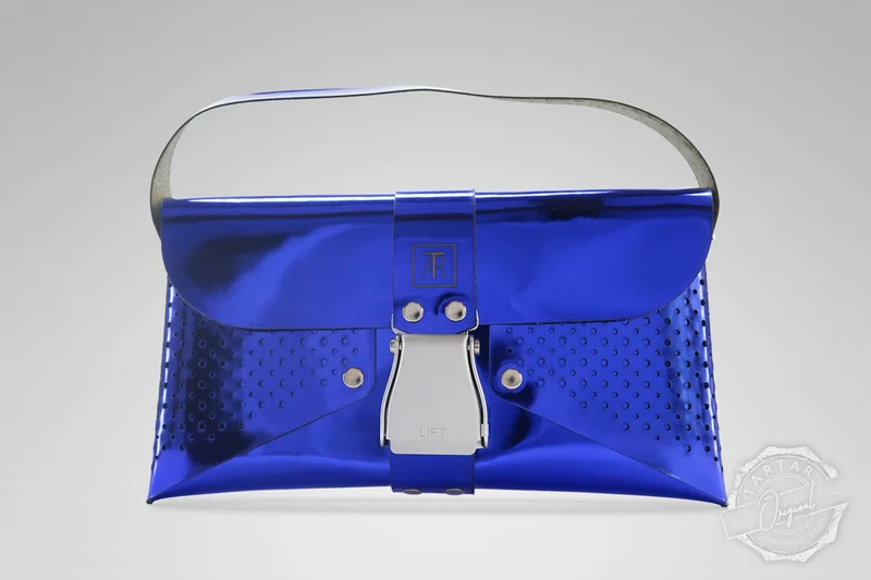HANDTASCHE MIRROR ROYALBLUE/SILBER