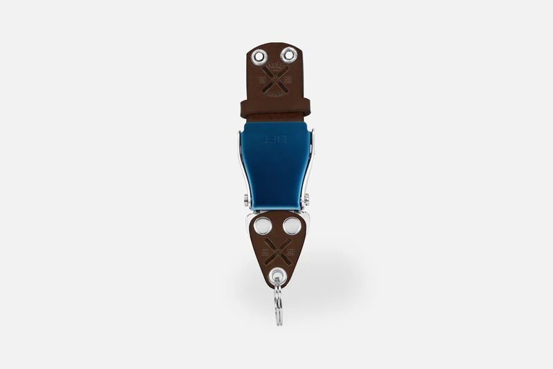 SCHLÜSSELHALTER (WAND) - DARKBROWN/BLAU