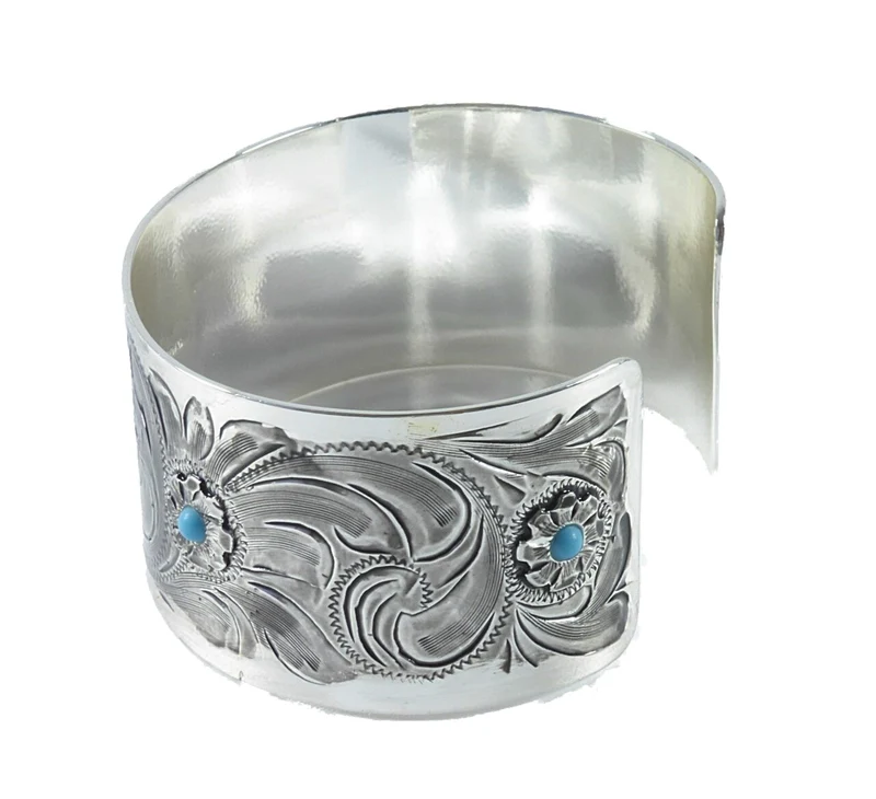 Breiter Armreifen Armspange aus German Silver Handgraviert mit türkisen Steinen
