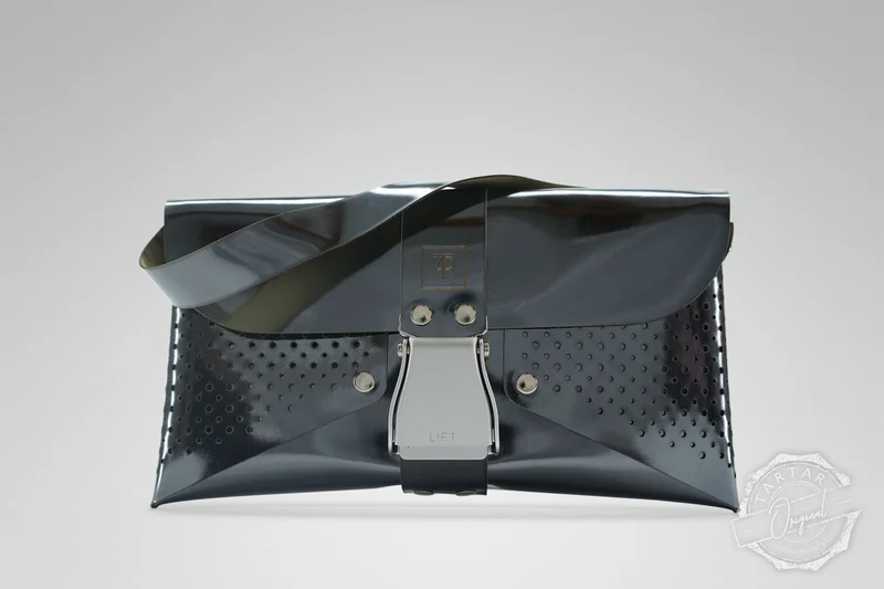 HANDTASCHE MIRROR ANTHRAZIT/SILBER