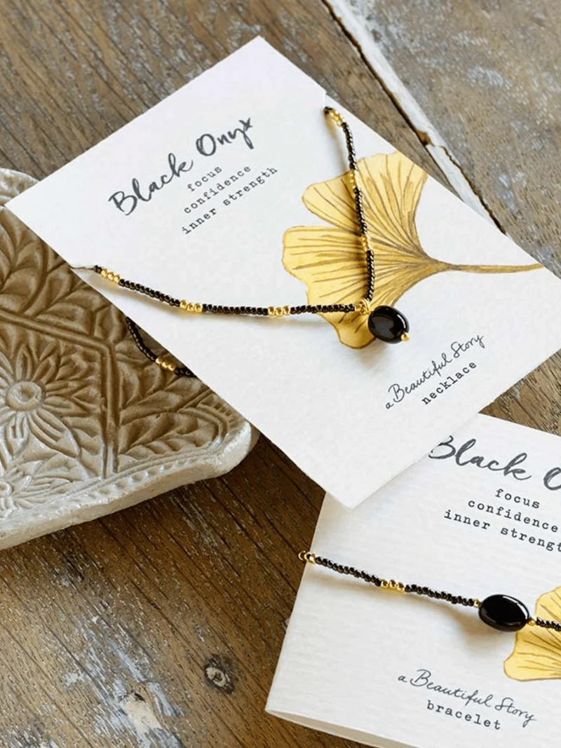 Wishing Schwarzer Onyx Halskette Goldfarben