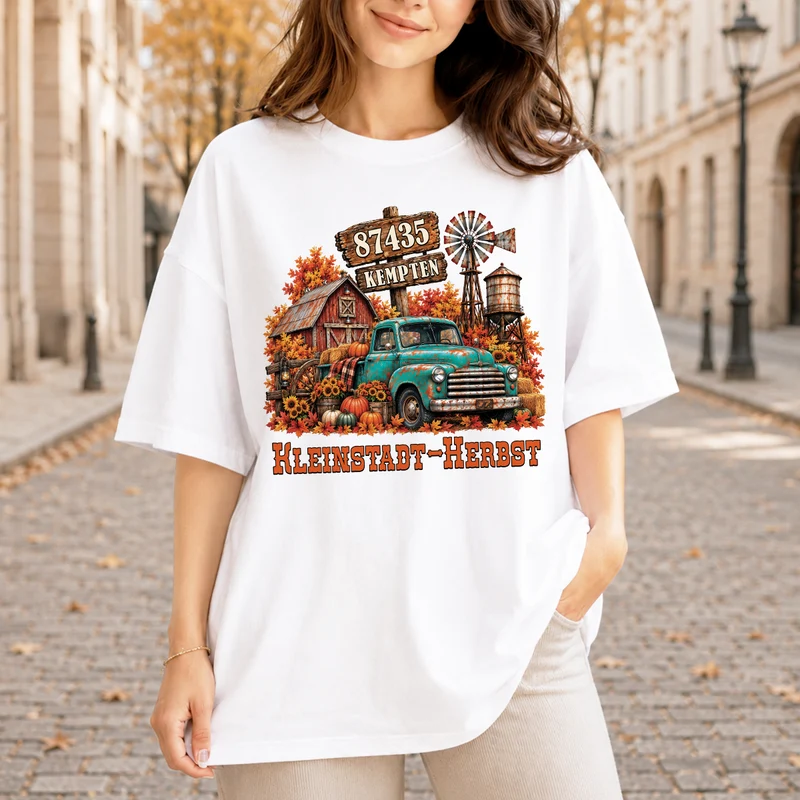 Kleinstadt-Herbst - Personalisiertes T Shirt