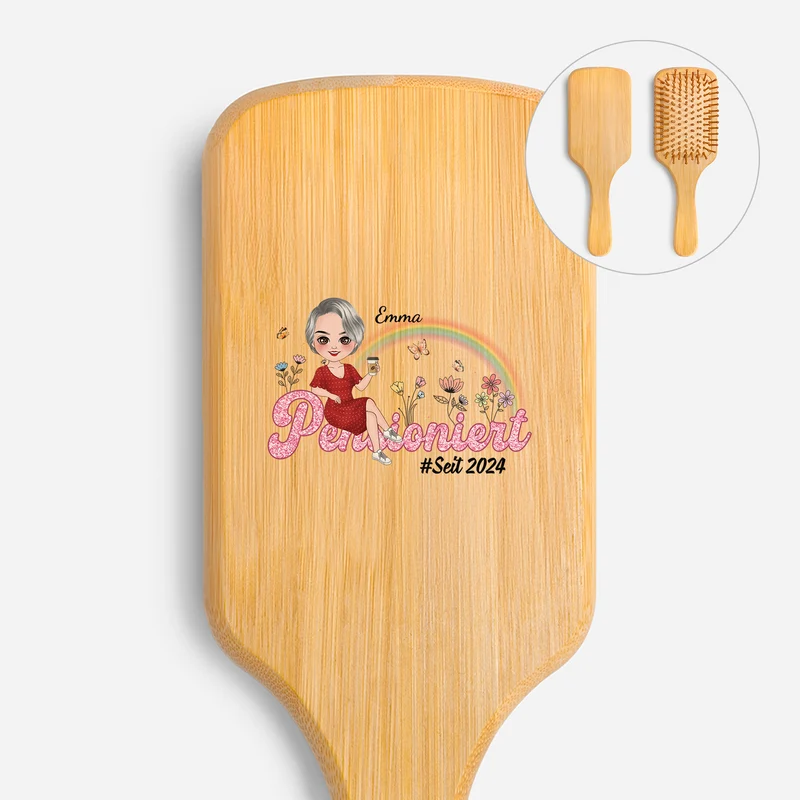 Im Ruhestand - Personalisiertes Geschenk | UV Druck Bambus Haarbürste Oma/Mama