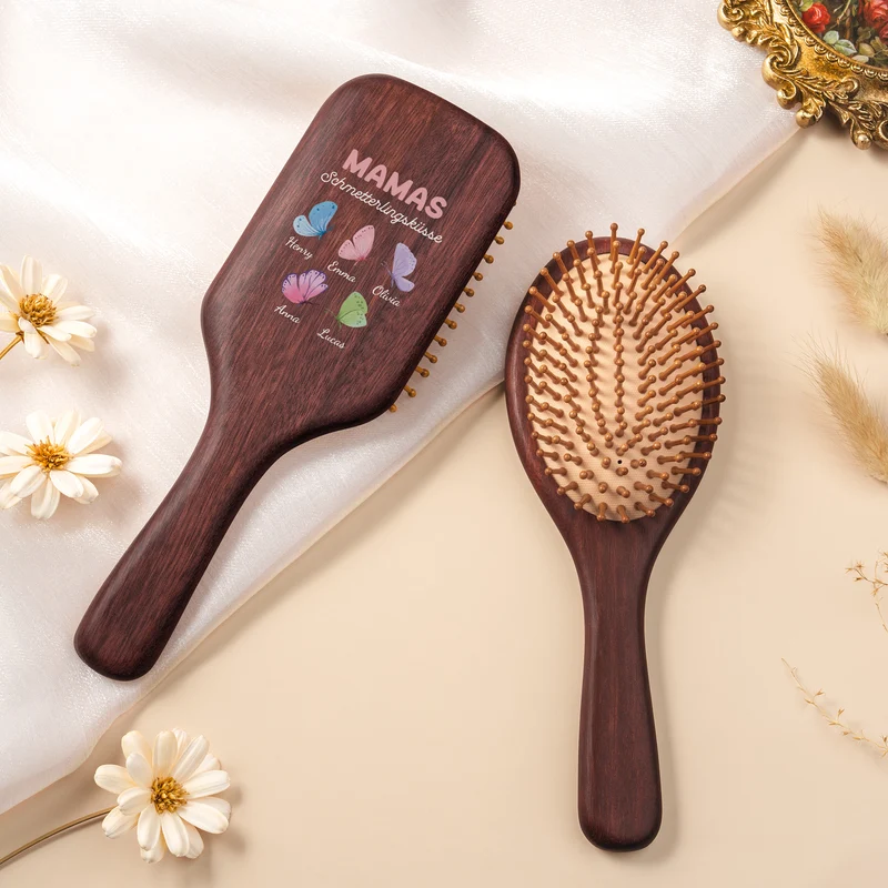 Omas Schmetterlingsküsse - Personalisierte Geschenke Oma | UV Druck Sandelholz Haarbürste