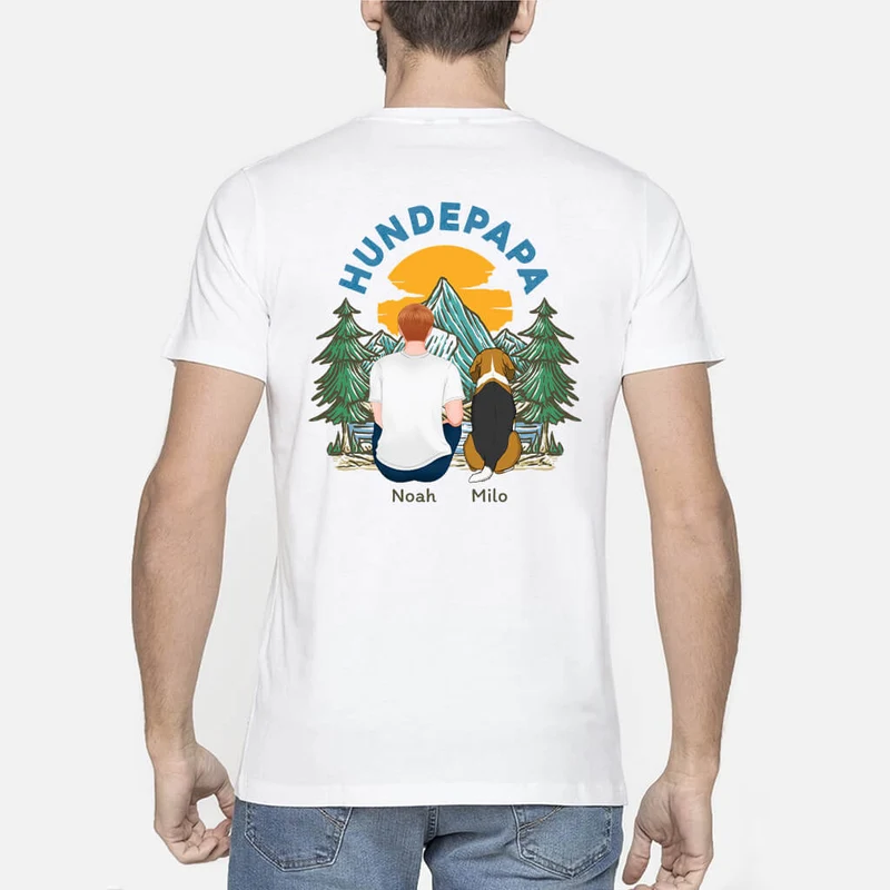 Hundepapa Hundemama im Wald - Personalisiertes Geschenk | Rückenseiten T-shirt für Hundeliebhaber